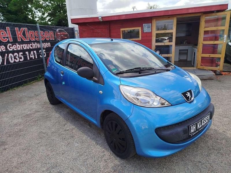 Blau Gebraucht 2007 Peugeot 107 Kleinwagen | 1.500 € (Guter Preis) - Bild 1/4