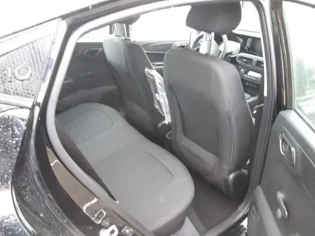 Gebraucht Hyundai i10 Trend 63 PS (46 kW) 2024 Schwarz Kleinwagen
