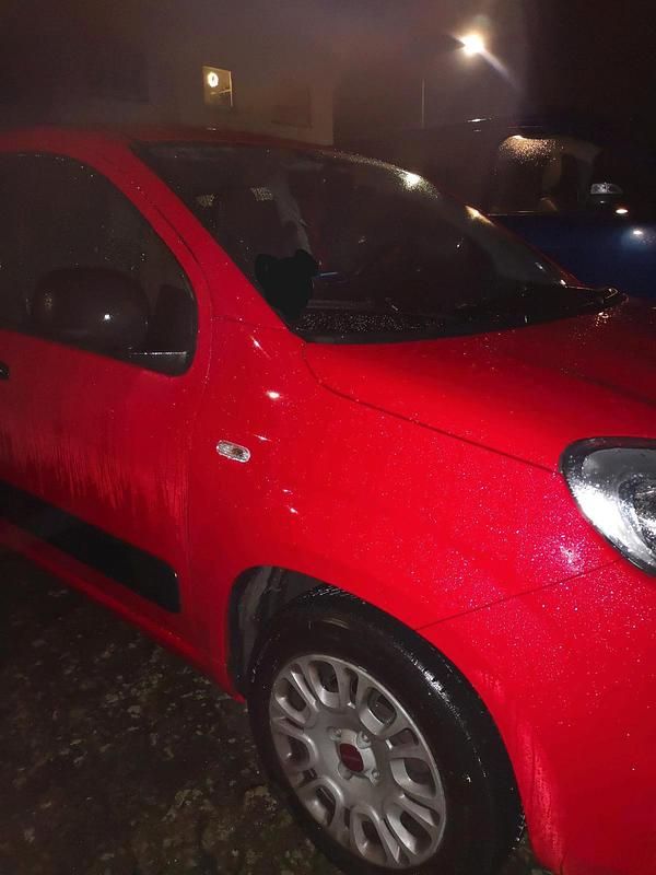 Gebraucht Fiat Panda 69 PS (50 kW) 2017 Rot Kleinwagen