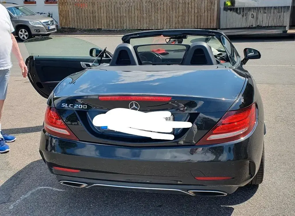 Gebraucht Mercedes SLC200 AMG 184 PS (135 kW) 2016 Schwarz Cabrio