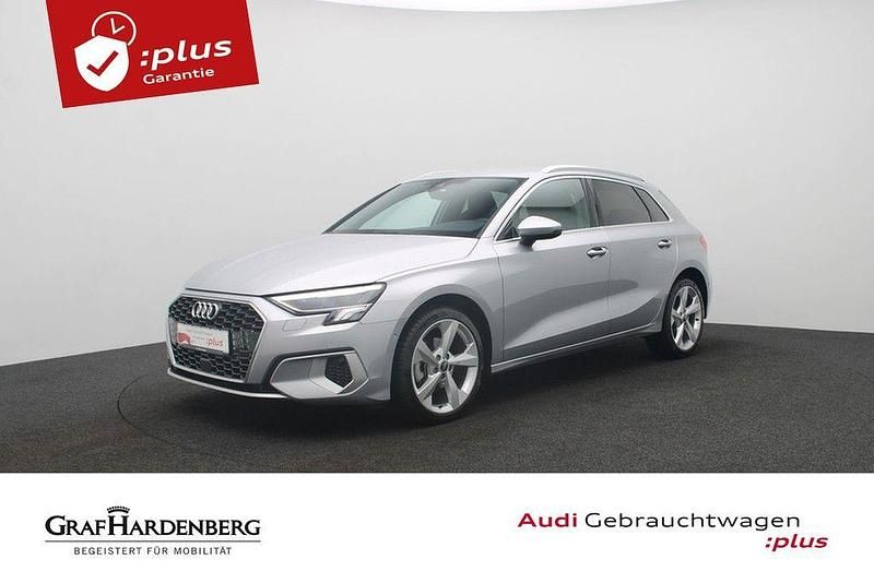 Florettsilber metallic Gebraucht 2023 Audi A3 Sportback Sport Kleinwagen | 34.980 € (Teuer) - Bild 1/4