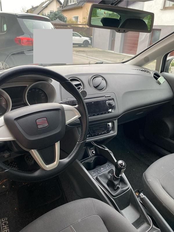 Schwarz Gebraucht 2011 Seat Ibiza Kleinwagen | 4.900 € (Teuer) - Bild 1/3
