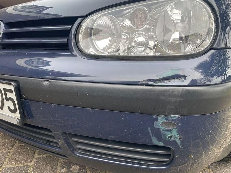 Gebraucht VW Golf IV 75 PS (55 kW) 2002 Blau Kleinwagen