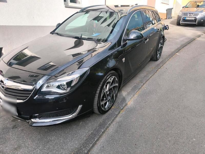 Schwarz Gebraucht 2016 Opel Insignia OPC Kombi | 8.000 € (Guter Preis) - Bild 1/4