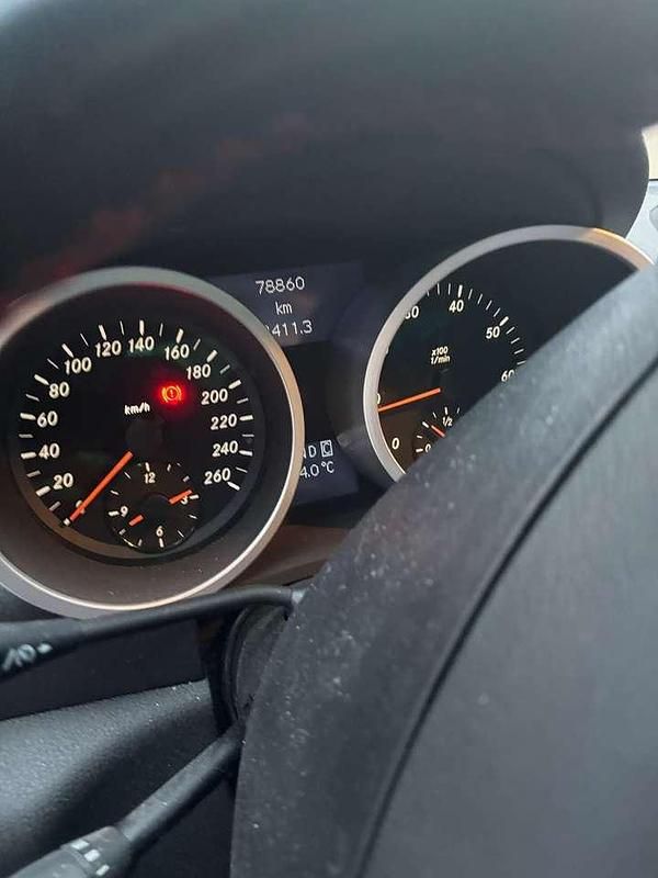 Gebraucht Mercedes SLK280 231 PS (169 kW) 2007 Silber Cabrio