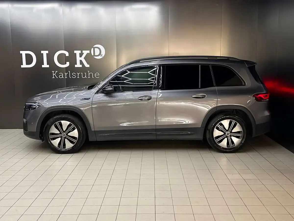 Gebraucht Mercedes EQB250 Progressive 139 kW (190 PS) 2023 Mountaingrau  met. SUV