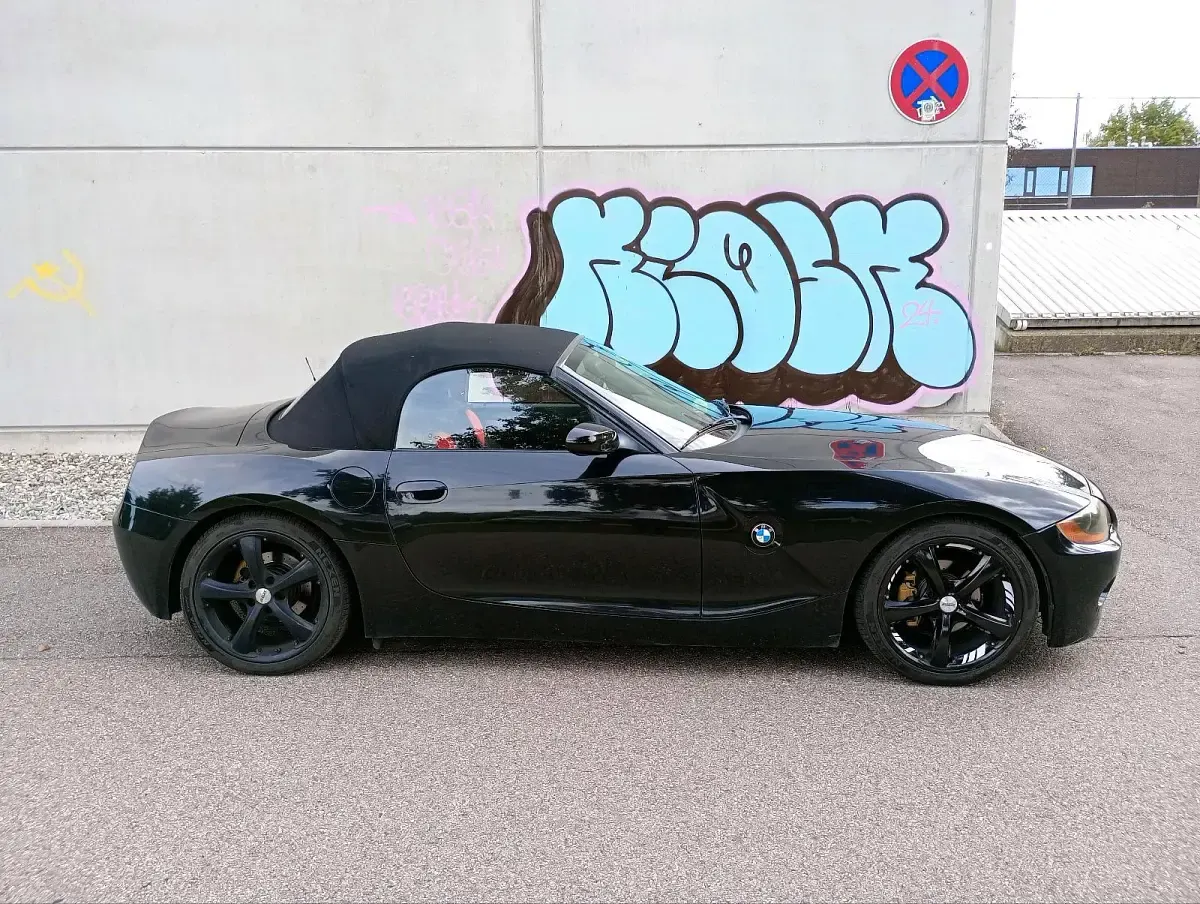 Gebraucht BMW Z4 170 PS (125 kW) 2003 Schwarz Cabrio