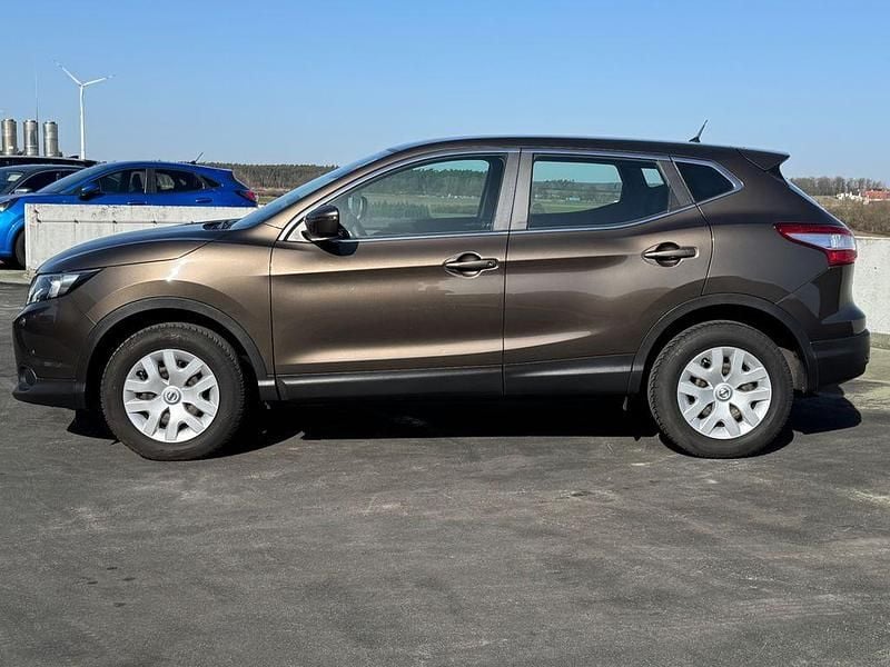 Gebraucht Nissan Qashqai Acenta 116 PS (85 kW) 2016 Grau SUV