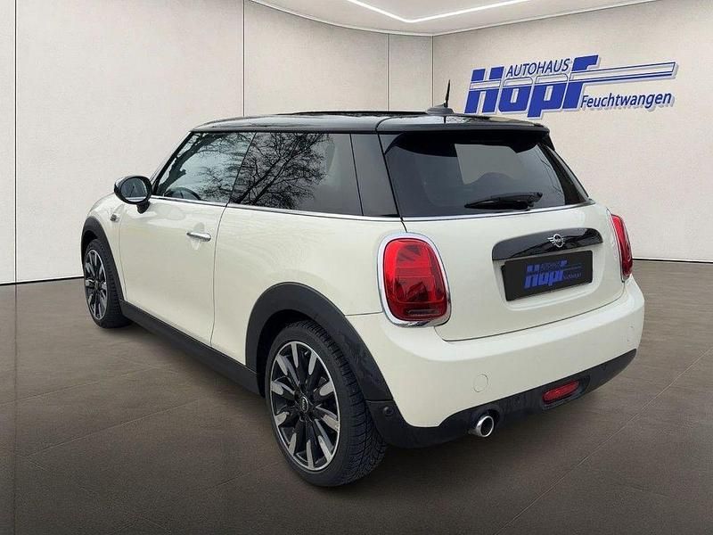 Gebraucht Mini Cooper 136 PS (100 kW) 2020 Weiß Kleinwagen