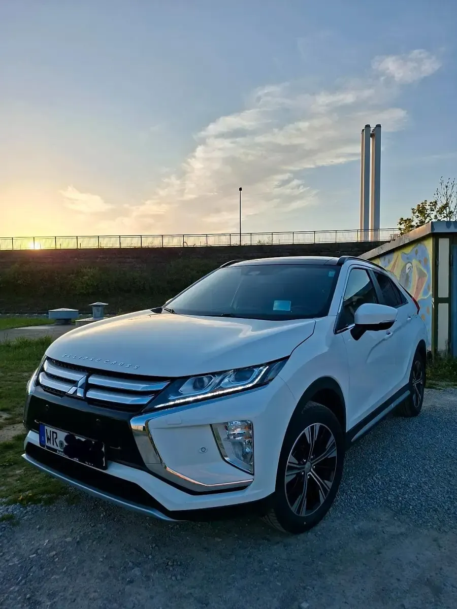 Gebraucht Mitsubishi Eclipse Cross Top 163 PS (119 kW) 2018 Weiß SUV
