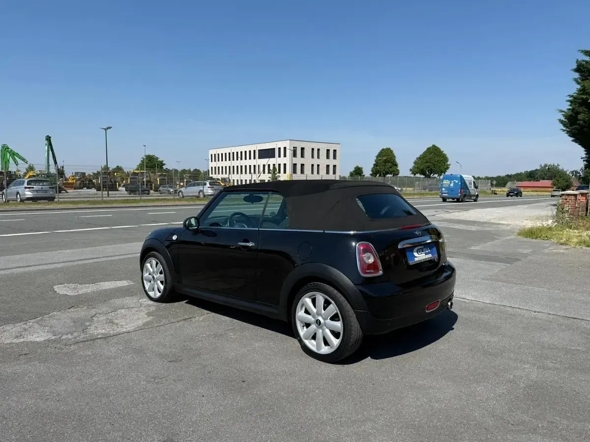 Gebraucht Mini Cooper Cabriolet 120 PS (88 kW) 2010 Schwarz Cabrio