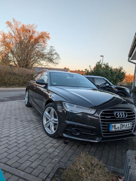 Grau Gebraucht 2016 Audi A6 Sport Kombi | 18.800 € (Guter Preis) - Bild 1/4