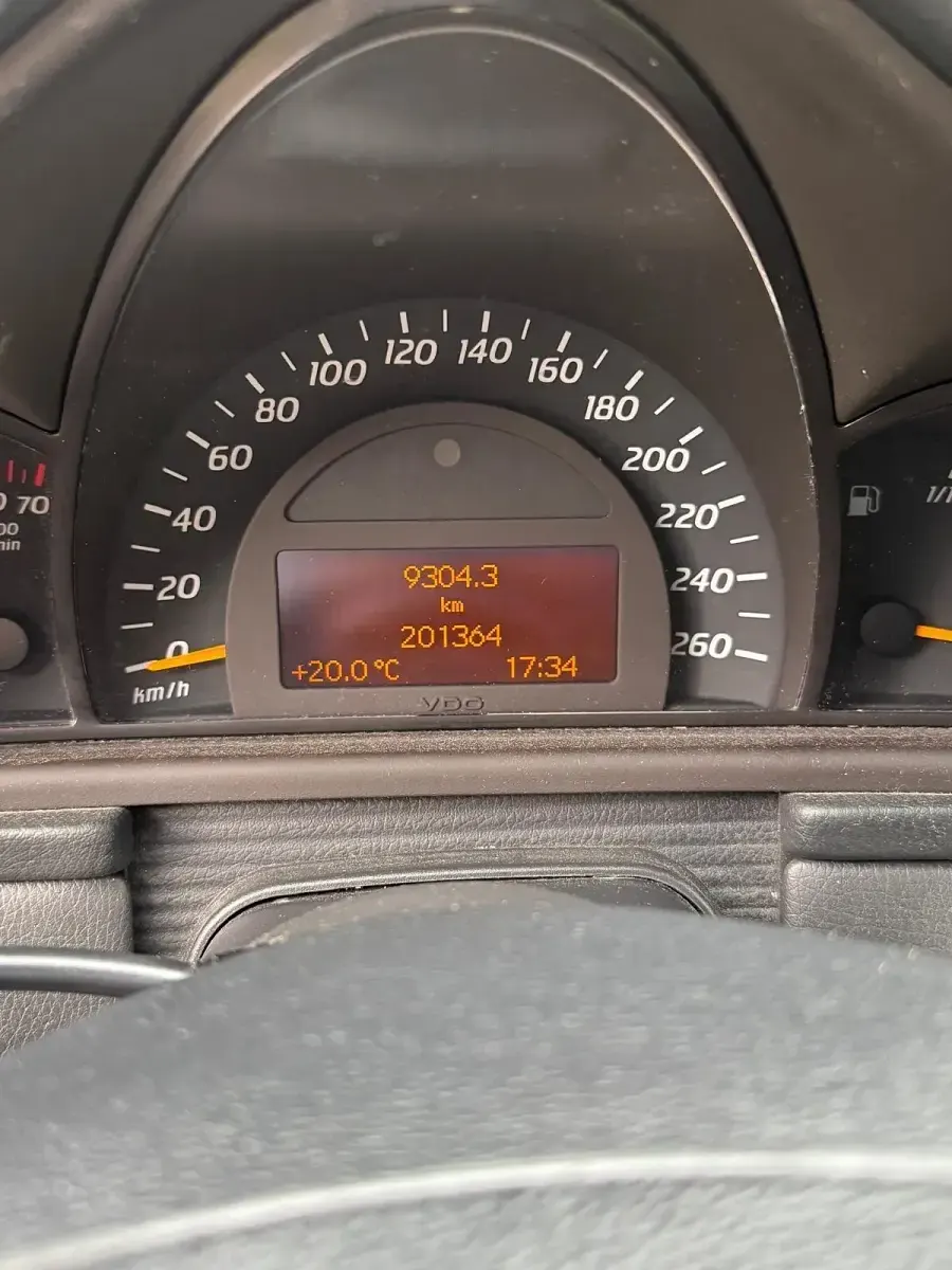 Gebraucht Mercedes C180 143 PS (105 kW) 2003 Schwarz Coupé