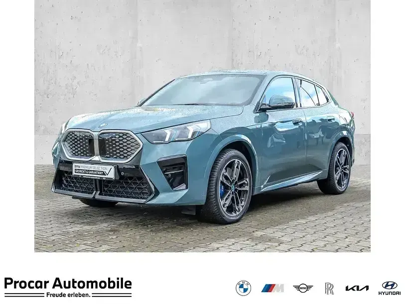 Usata BMW iX2 M Sport 150 kW (204 CV) 2024 SUV