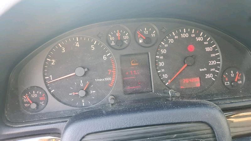 Gebraucht Audi A4 S-Line 165 PS (121 kW) 1998 Rot Kombi
