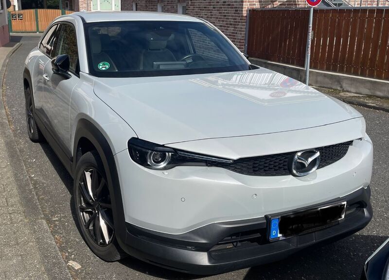Weiß Gebraucht 2020 Mazda MX30 Edition SUV | 12.800 € (Guter Preis) - Bild 1/4