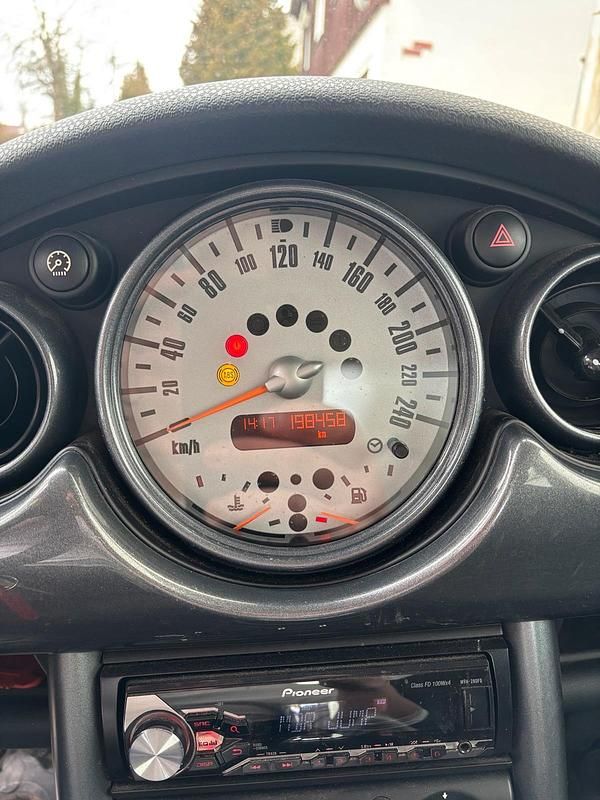 Gebraucht Mini ONE 90 PS (66 kW) 2006 Rot Kleinwagen