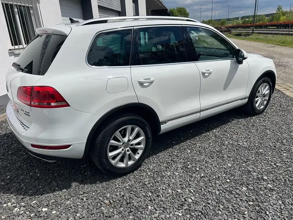 Gebraucht VW Touareg 204 PS (150 kW) 2014 Weiß SUV