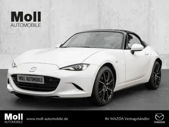 Weiss Gebraucht 2024 Mazda MX5 Exclusive Cabrio | 33.875 € (Fairer Preis) - Bild 1/4