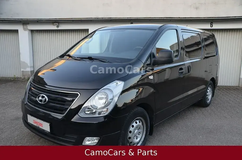 Gebraucht Hyundai H-1 170 PS (125 kW) 2017 Schwarz Van / Kleinbus