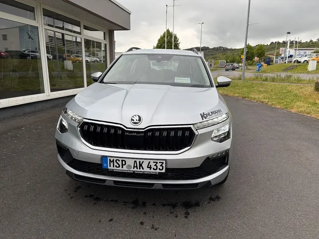 Gebraucht Skoda Kamiq Essence 116 PS (85 kW) 2025 Silber SUV