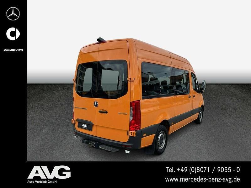 Gebraucht Mercedes Sprinter 170 PS (125 kW) 2022 Tieforange Van