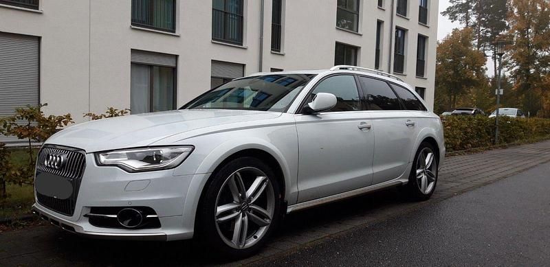 Weiß Gebraucht 2013 Audi A6 Allroad Ambiente Kombi | 26.990 € (Etwas zu teuer) - Bild 1/4