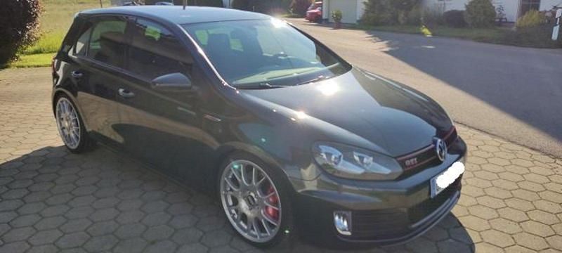 Gebraucht VW Golf VI GTI 387 PS (284 kW) 2011 Andere außenfarben Kleinwagen