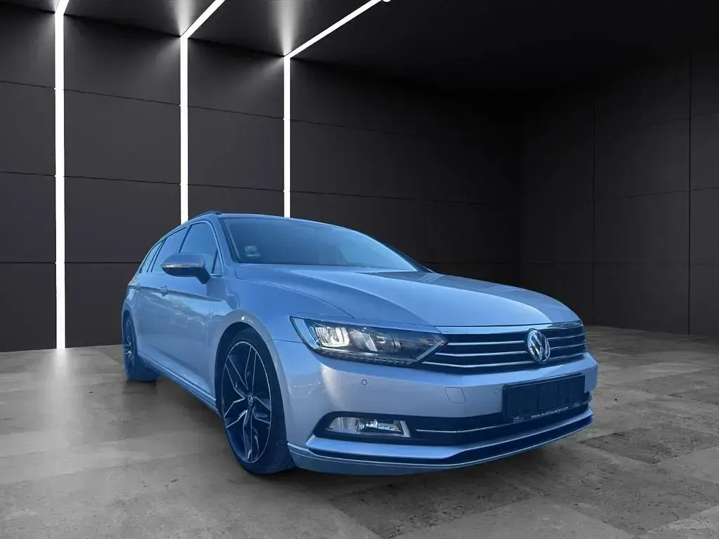 Gebraucht VW Passat Comfortline 150 PS (110 kW) 2017 Silber Limousine