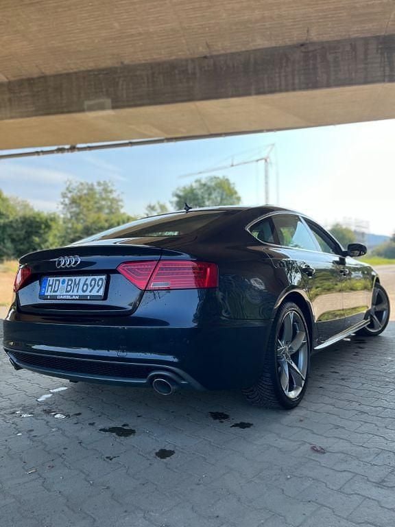 Gebraucht Audi A5 Sportback 204 PS (150 kW) 2014 Blau Kleinwagen