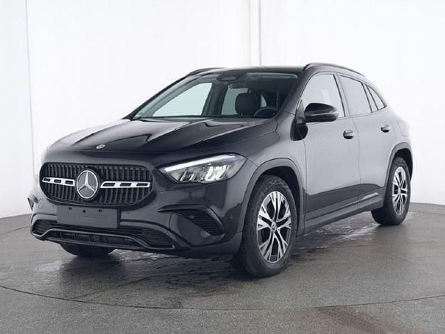 Schwarz Gebraucht 2024 Mercedes GLA220 SUV | 48.460 € (Guter Preis) - Bild 1/4