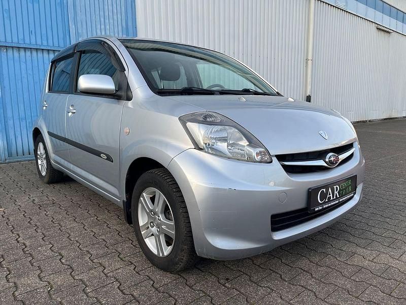 Silber Gebraucht 2009 Subaru Justy Kleinwagen | 4.200 € (Teuer) - Bild 1/4