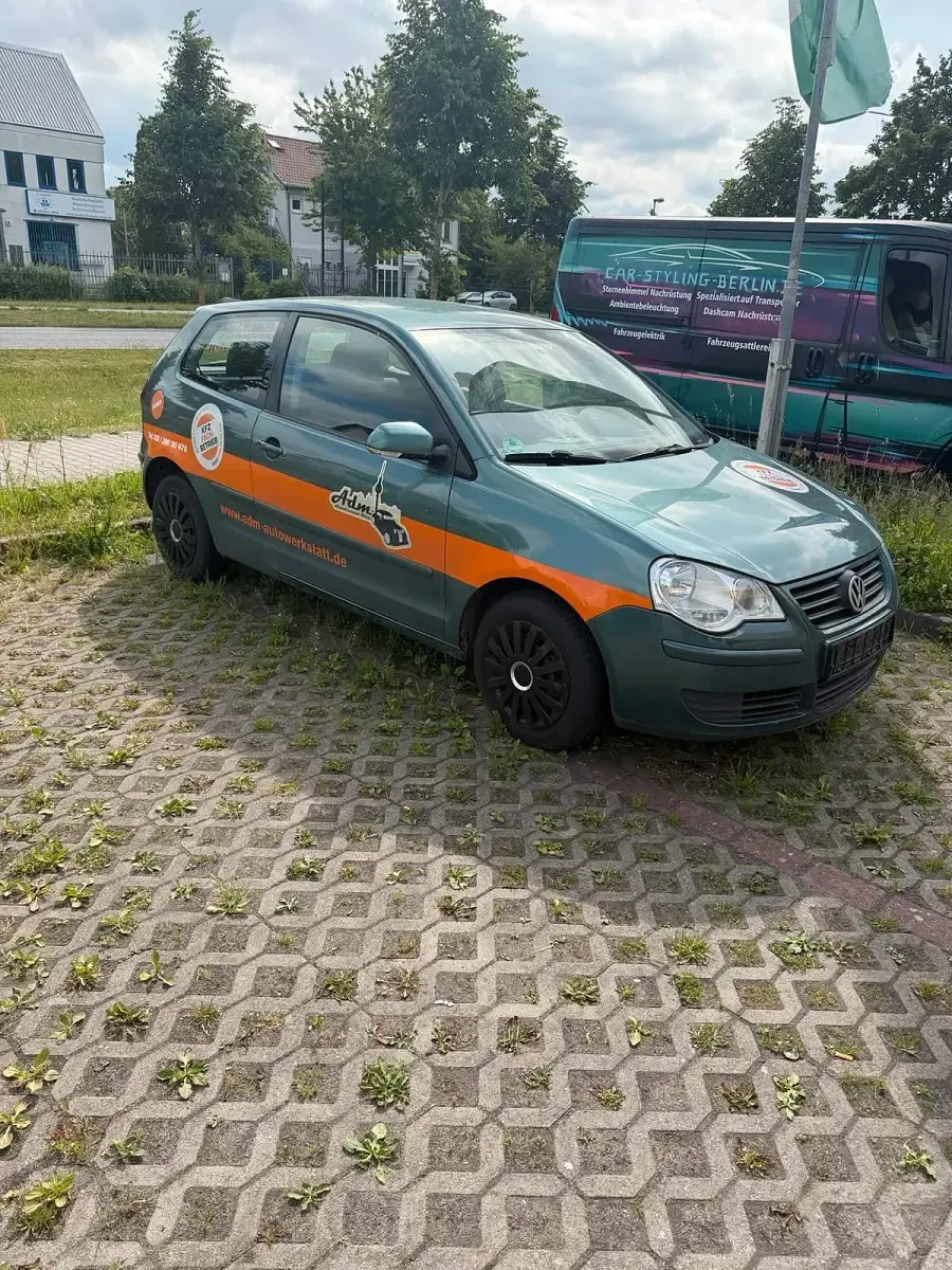 Gebraucht VW Polo 65 PS (47 kW) 2006 Grün Kleinwagen