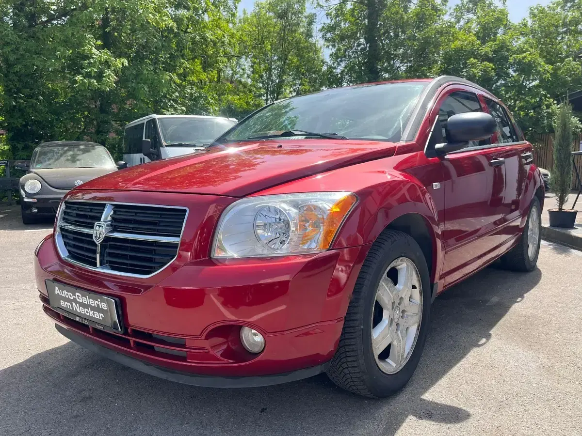 Używany Dodge Caliber SXT 156 KM (114 kW) 2006 Czerwony Hatchback