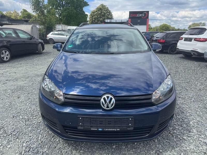 Gebraucht VW Golf VI 105 PS (77 kW) 2011 Blau Kleinwagen