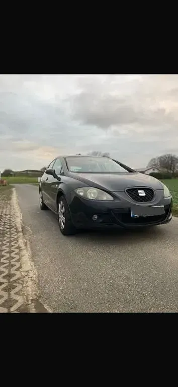Gebraucht Seat Leon Comfort 102 PS (75 kW) 2009 Schwarz Kleinwagen