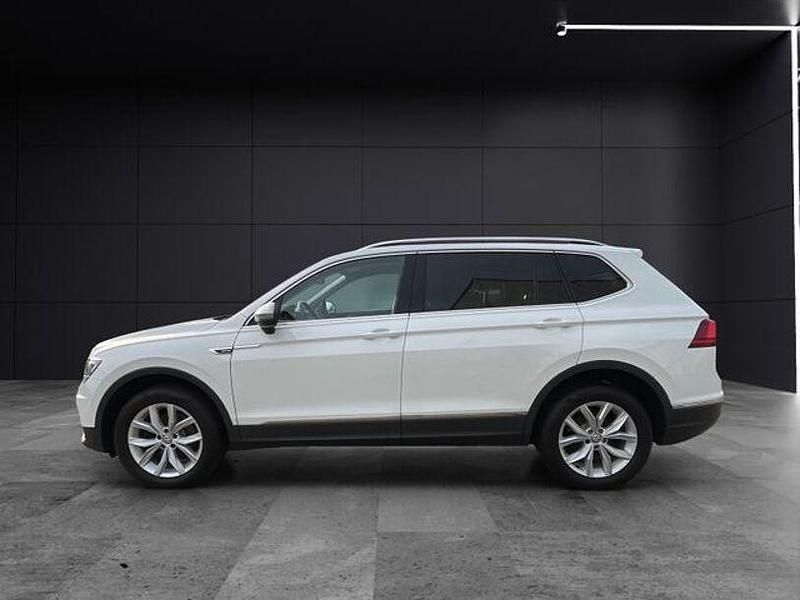 Gebraucht VW Tiguan Allspace Highline 150 PS (110 kW) 2021 Weiß SUV