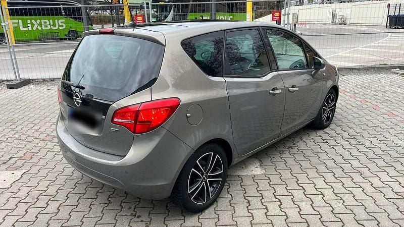 Gebraucht Opel Meriva Innovation 101 PS (74 kW) 2011 Grau Van / Kleinbus