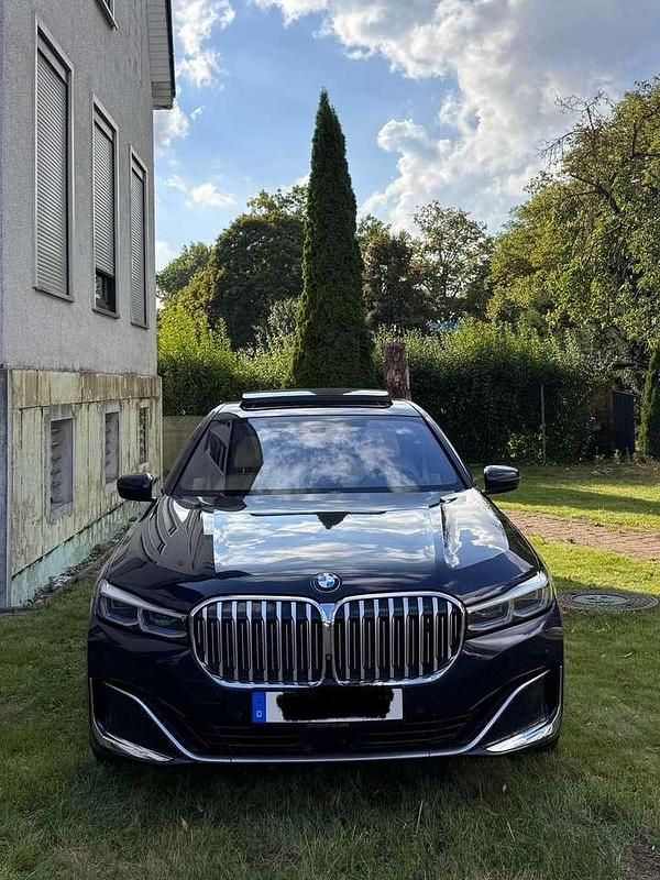 Gebraucht BMW 730 265 PS (194 kW) 2019 Limousine