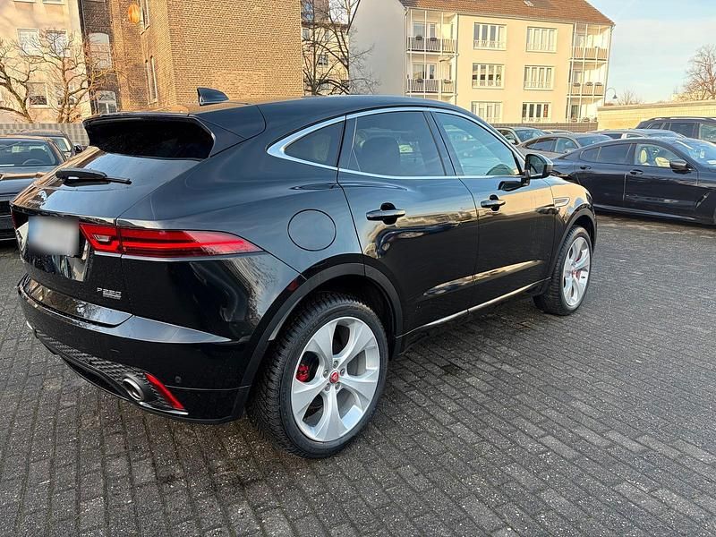 Gebraucht Jaguar E-Pace R-Dynamic 250 PS (183 kW) 2018 Schwarz SUV