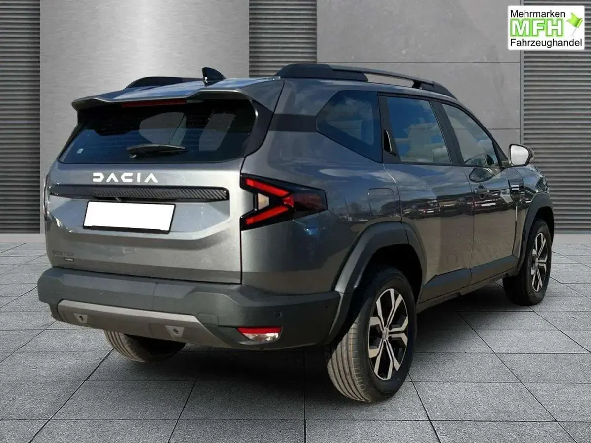 Neu Dacia Bigster Expression 158 PS (116 kW) 2026 Dolomitgrau SUV