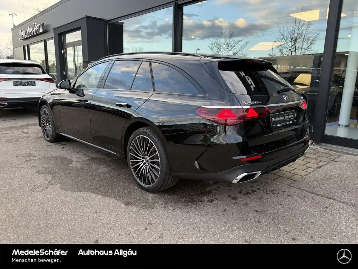 Gebraucht Mercedes E450 Premium 367 PS (269 kW) 2026 Lack obsidianschwarz Kombi