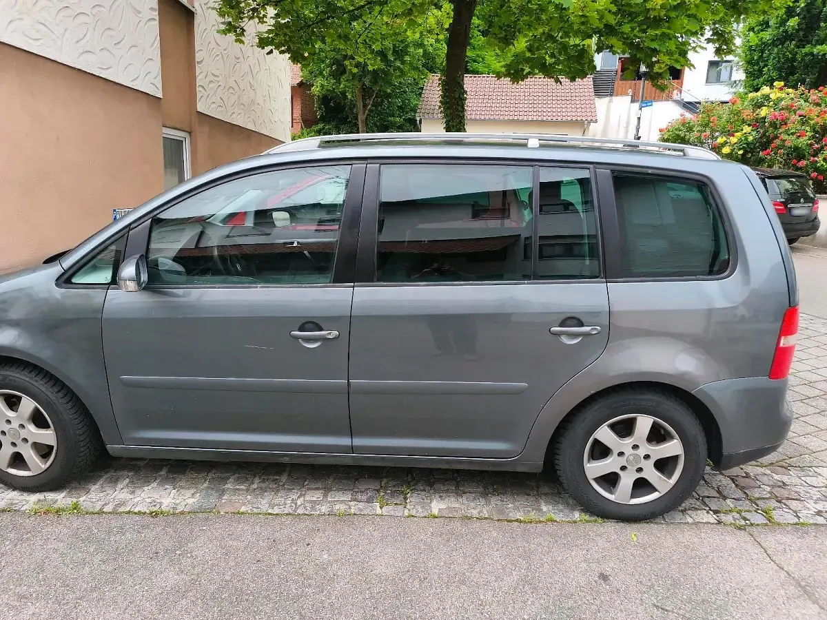 Gebraucht VW Touran 140 PS (102 kW) 2004 Van / Kleinbus