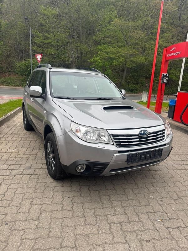 Occasion Subaru Forester 146 ch (107 kW) 2010 Gris SUV