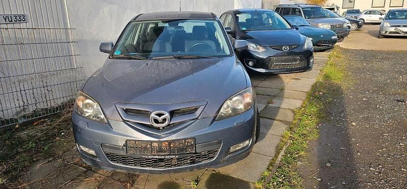 Grau Gebraucht 2009 Mazda 3 Active Limousine | 2.899 € (Fairer Preis) - Bild 1/4