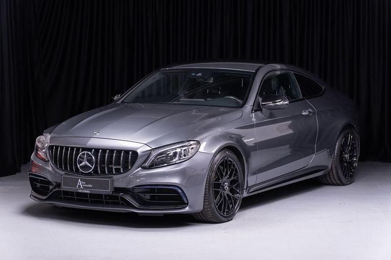 Grau Gebraucht 2019 Mercedes C63 AMG AMG Coupé | 56.990 € (Fairer Preis) - Bild 1/4