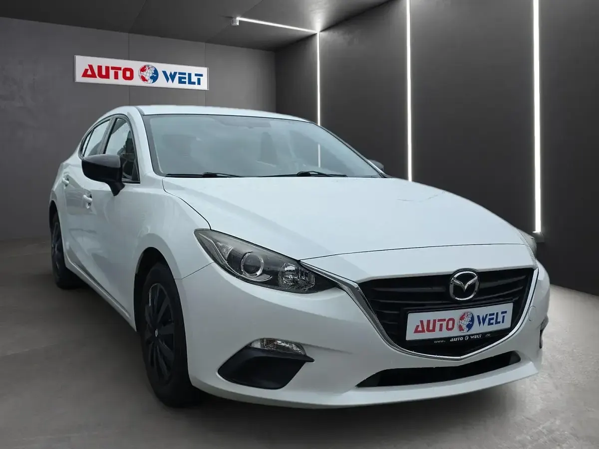 Usata Mazda 3 Prime-Line 101 CV (74 kW) 2014 Bianco Utilitaria