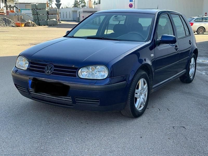 Gebraucht VW Golf IV 116 PS (85 kW) 2003 Blau Limousine