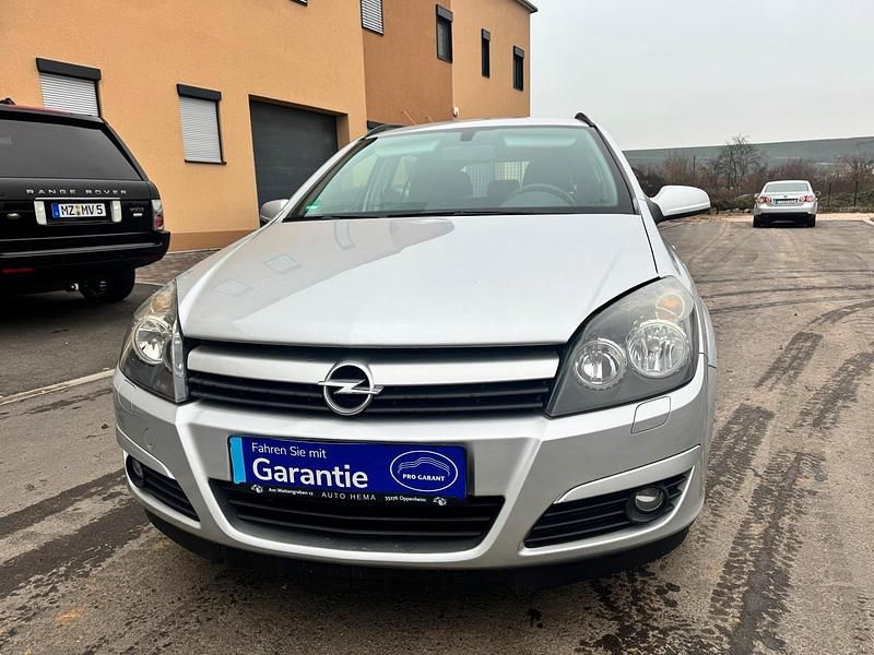 Gebraucht Opel Astra Edition 125 PS (91 kW) 2005 Silber Kombi