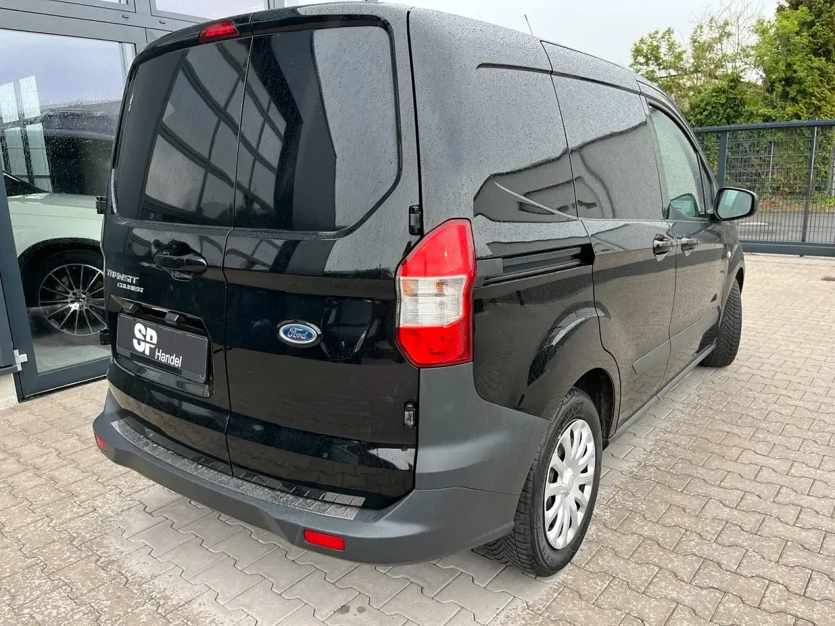 Gebraucht Ford Transit Trend 75 PS (55 kW) 2017 Schwarz Kombi